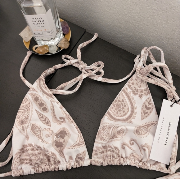 Tan Lines Paisley top and bottom - Picture 4 of 4